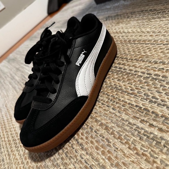 Puma Shoes - Puma Classic Black and White Sneakers with Gum Sole